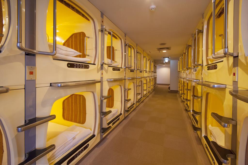 Sauna And Capsule Hotel Hollywood Okayama Zimmer foto